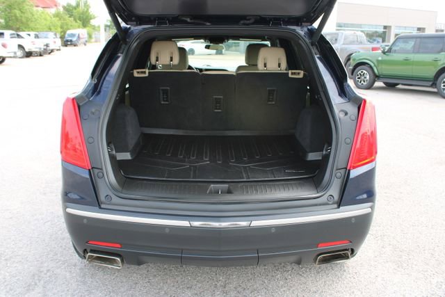 Used 2017 Cadillac XT5 FWD image 7