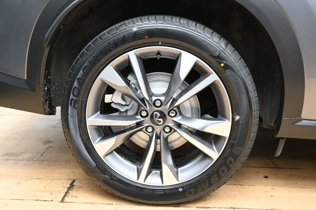 Used 2024 INFINITI QX60 Luxe AWD/4WD image 14