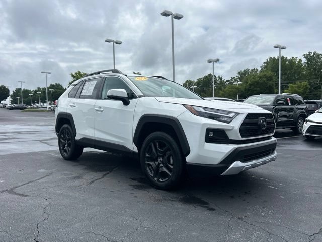 Used 2024 Toyota RAV4 Adventure AWD/4WD image 4
