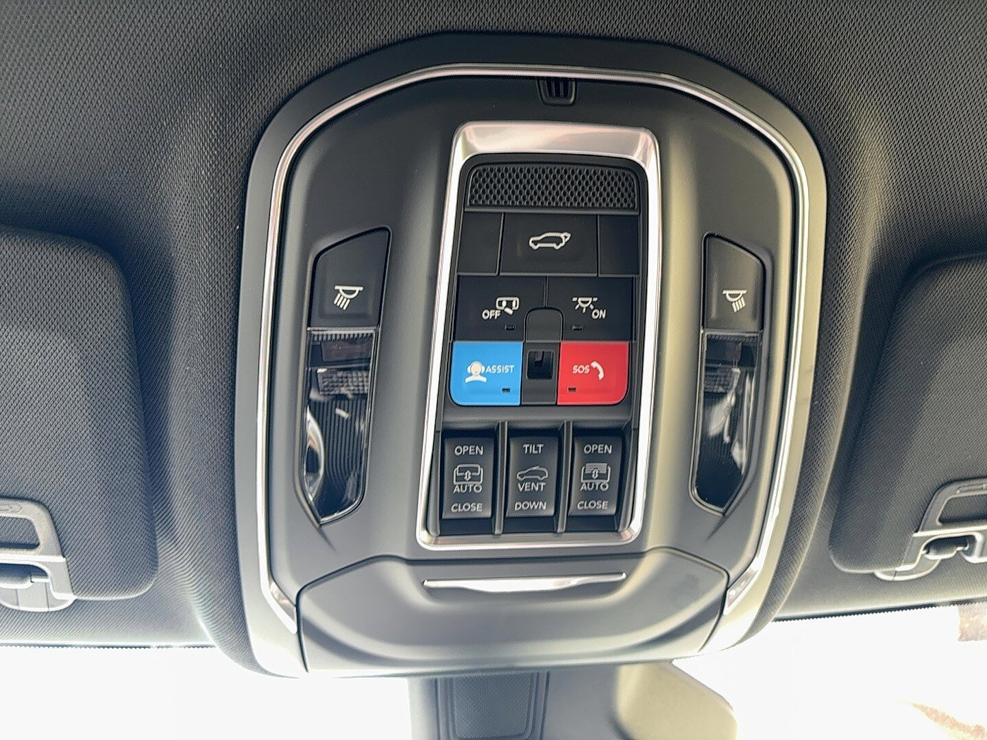 New 2026 Jeep Grand Cherokee Limited AWD/4WD image 33