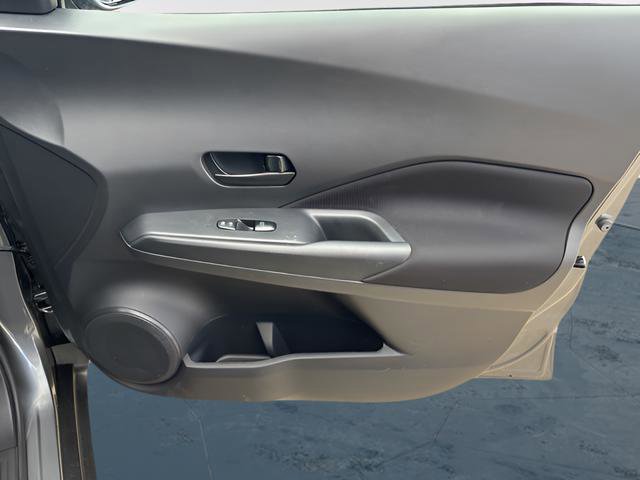 Used 2025 Nissan Kicks Play S image 13