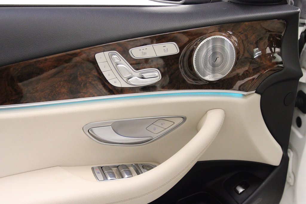 Used 2018 Mercedes-Benz E 300 E 300 image 22