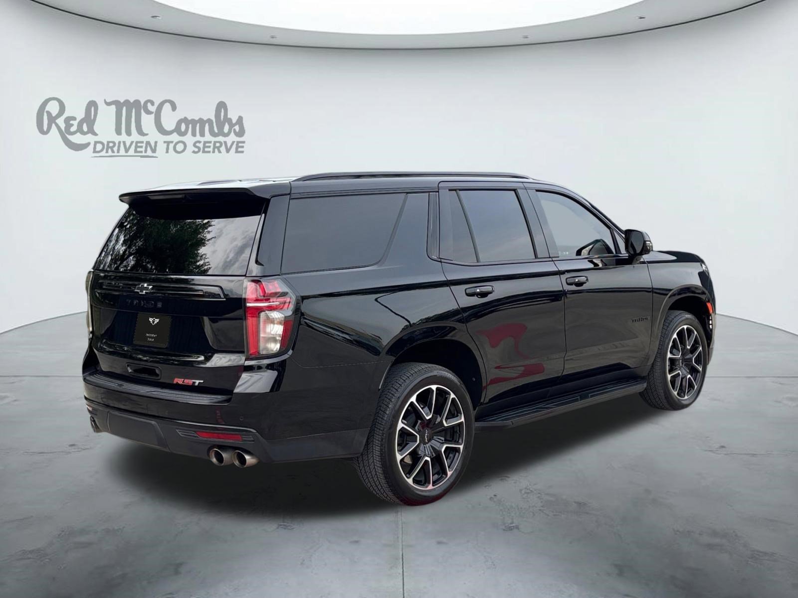 Used 2024 Chevrolet Tahoe RST w/ Sport Performance Package image 5