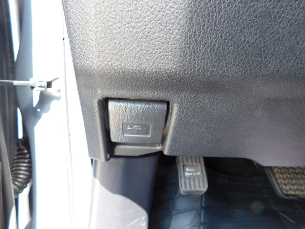 Used 2014 Toyota 4Runner SR5 image 29