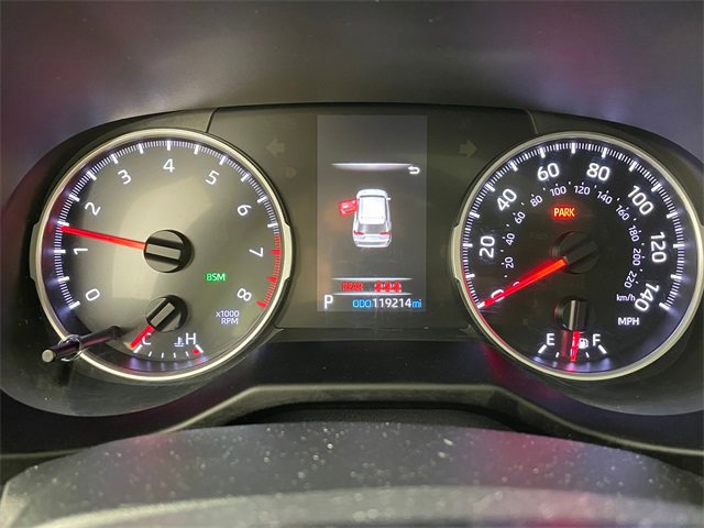 Used 2019 Toyota RAV4 XLE Premium image 5