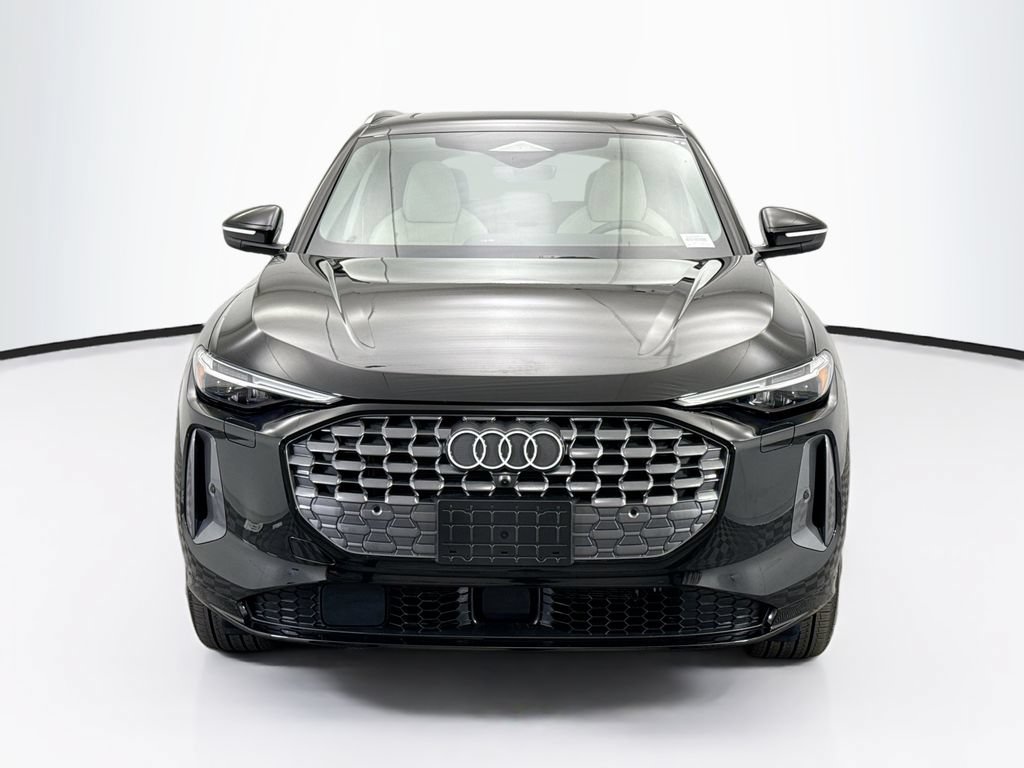 Used 2025 Audi Q5 Premium Plus AWD/4WD image 2
