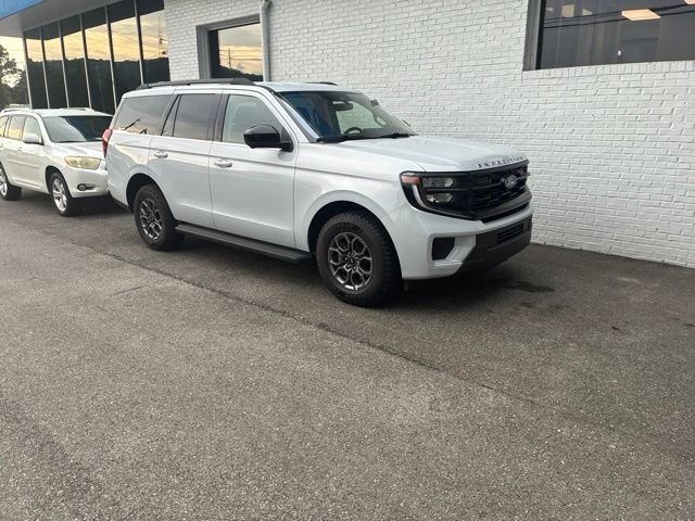 Used 2025 Ford Expedition Active RWD image 37