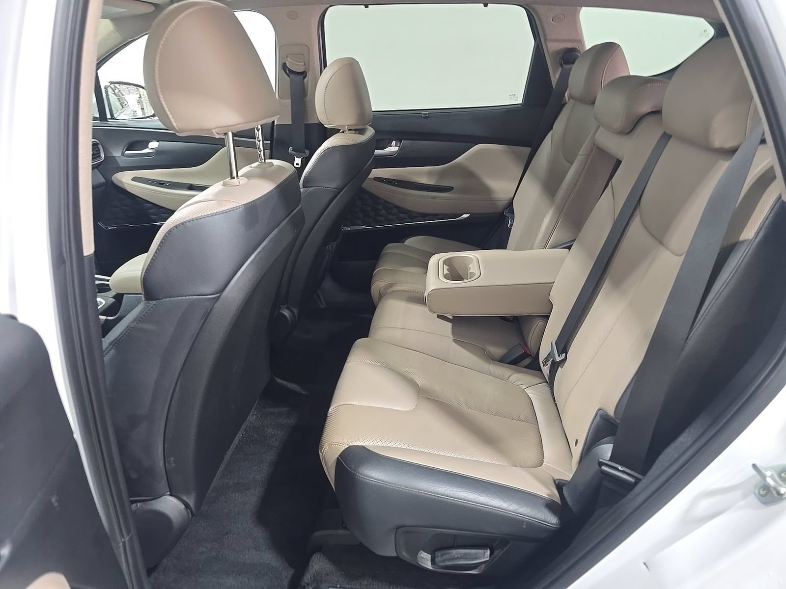 Used 2020 Hyundai Santa Fe Limited AWD/4WD image 12