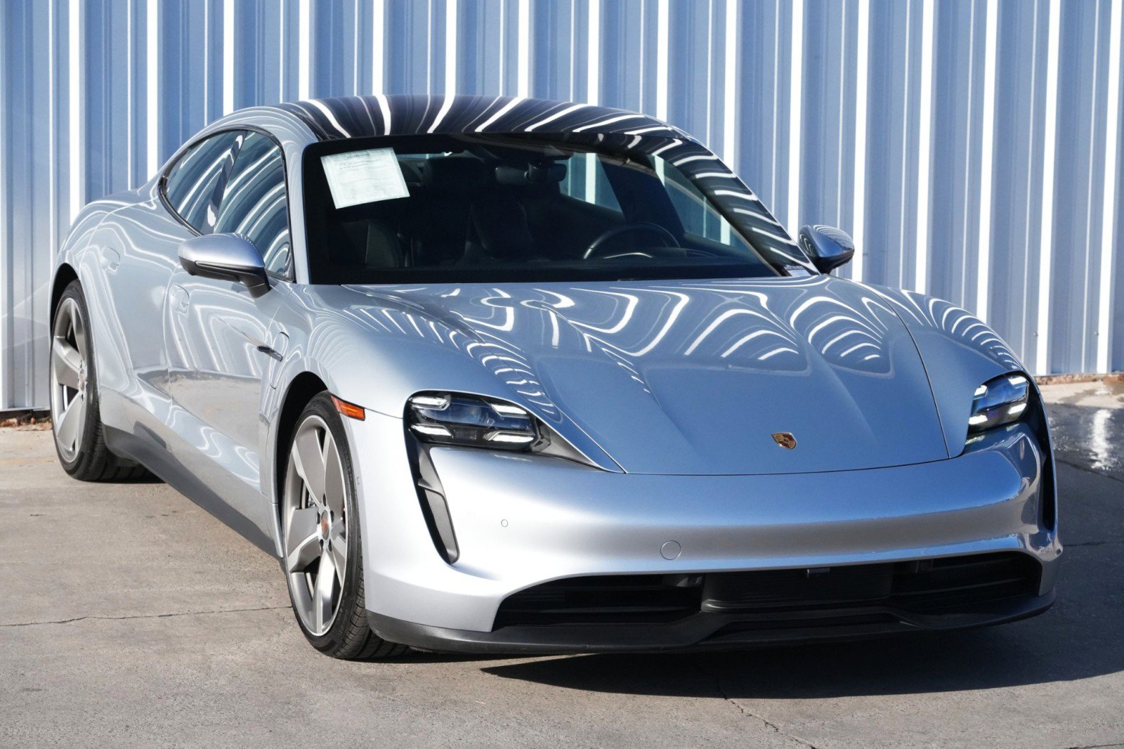 Used 2020 Porsche Taycan 4S w/ Premium Package image 56