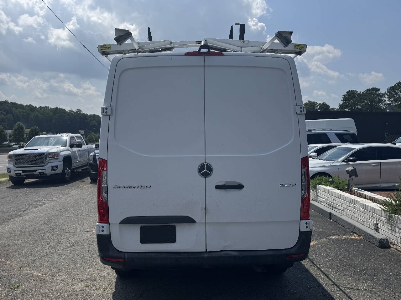 Used 2019 Mercedes-Benz Sprinter 1500 image 5