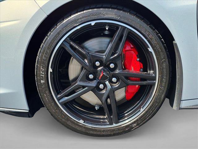 Used 2022 Chevrolet Corvette Stingray Preferred Cpe w/ Z51 Performance Package RWD image 21
