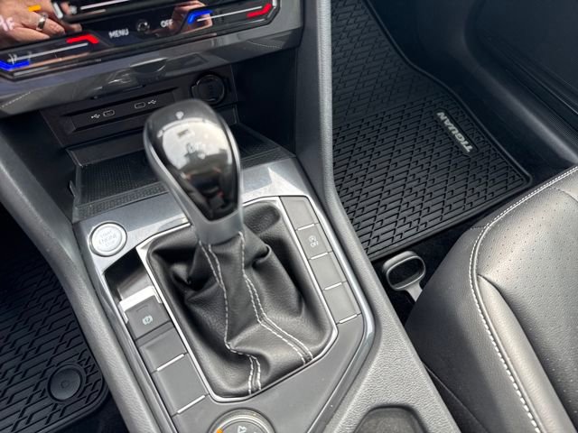 Certified 2024 Volkswagen Tiguan SE w/ Panoramic Sunroof Package image 27