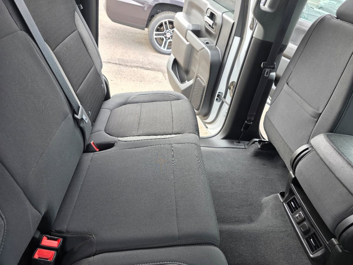 Used 2021 Chevrolet Silverado 1500 LT image 37