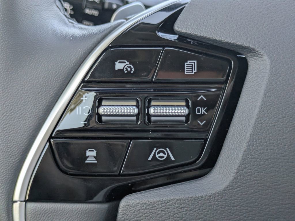 Used 2025 Kia Niro EX Touring image 26