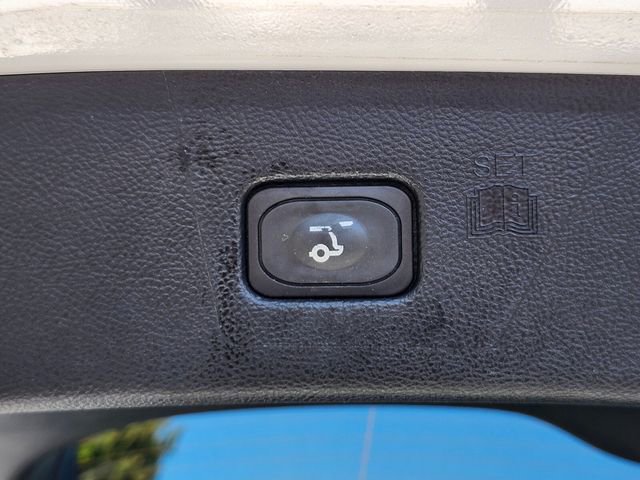 Used 2022 Ford Edge ST w/ Equipment Group 401A AWD/4WD image 34