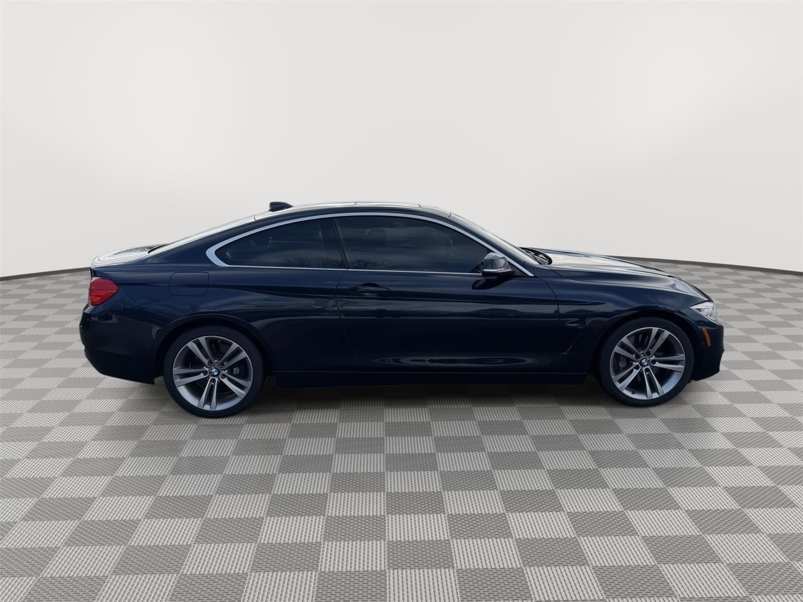 Used 2016 BMW 435i Coupe image 4