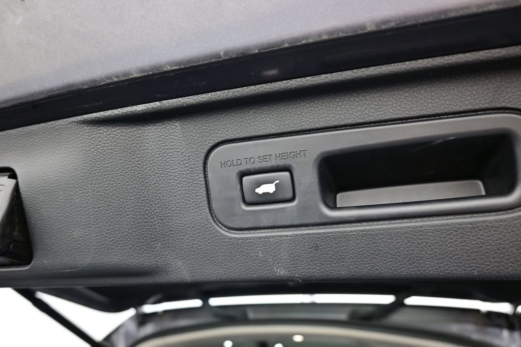 Used 2025 Honda Pilot EX-L image 31