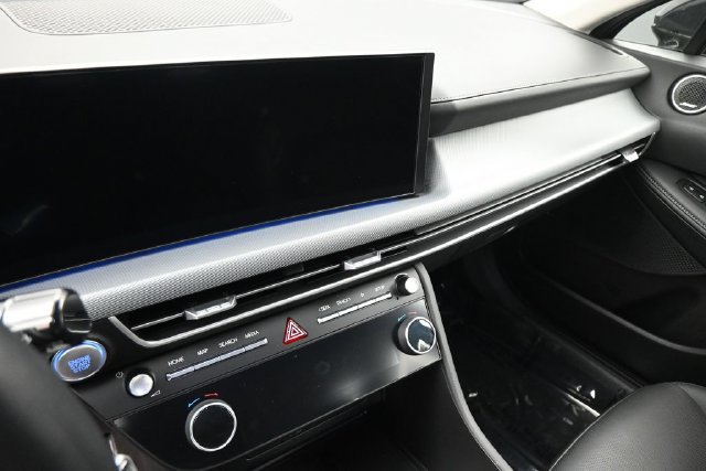 New 2026 Hyundai Sonata Limited FWD image 24