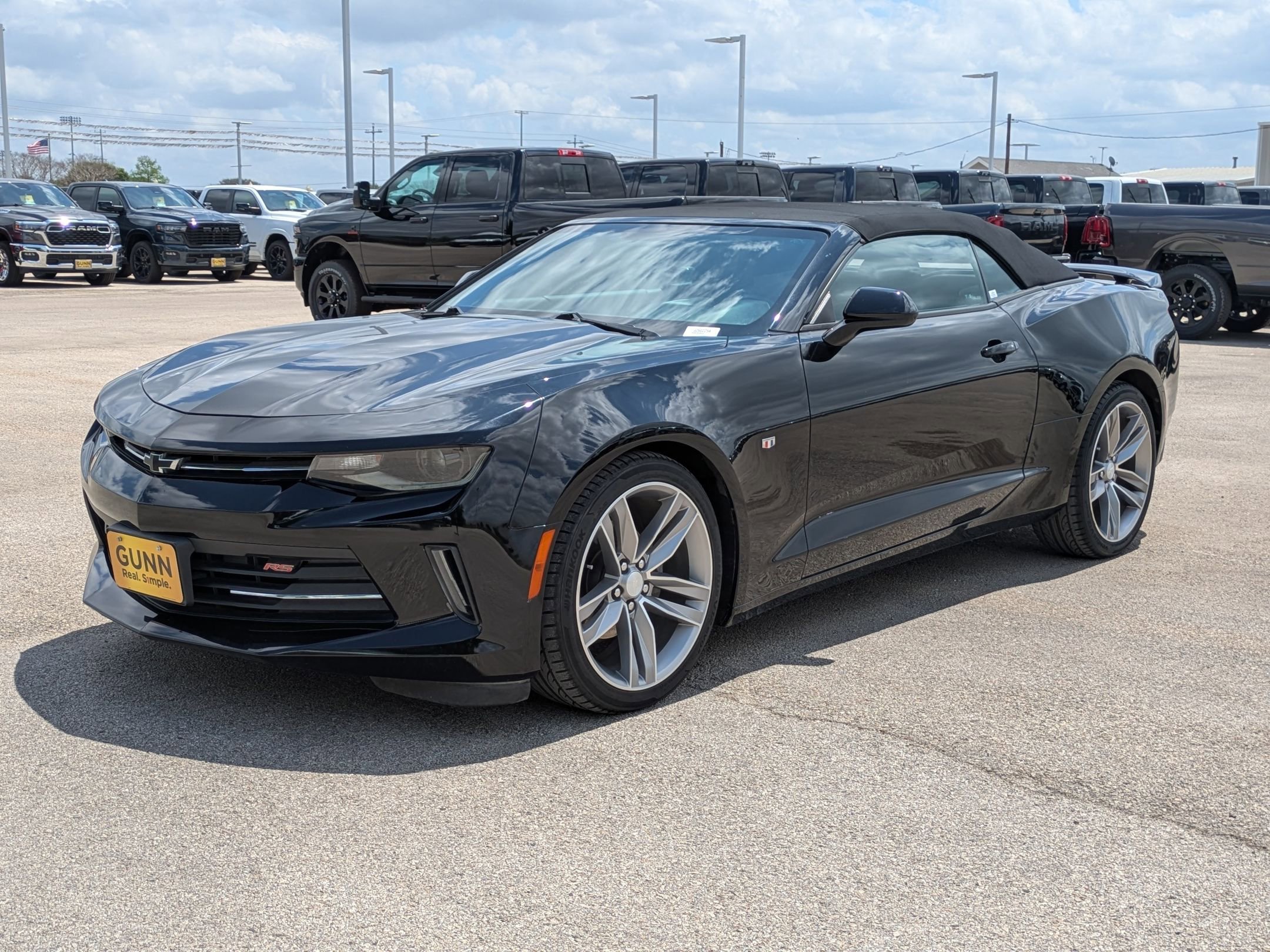 Used 2018 Chevrolet Camaro LT w/ RS Package image 7