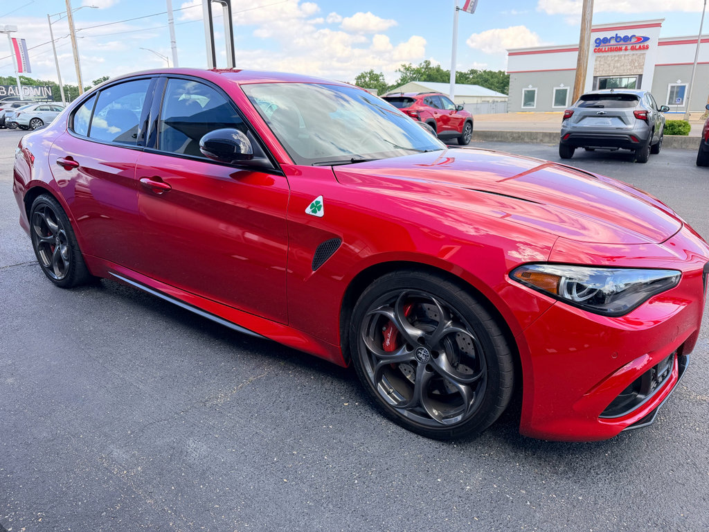 Used 2024 Alfa Romeo Giulia Quadrifoglio RWD image 3