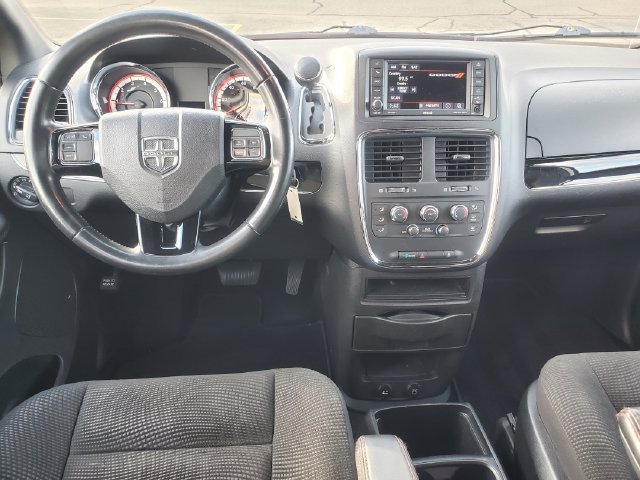 Used 2020 Dodge Grand Caravan SE FWD image 21
