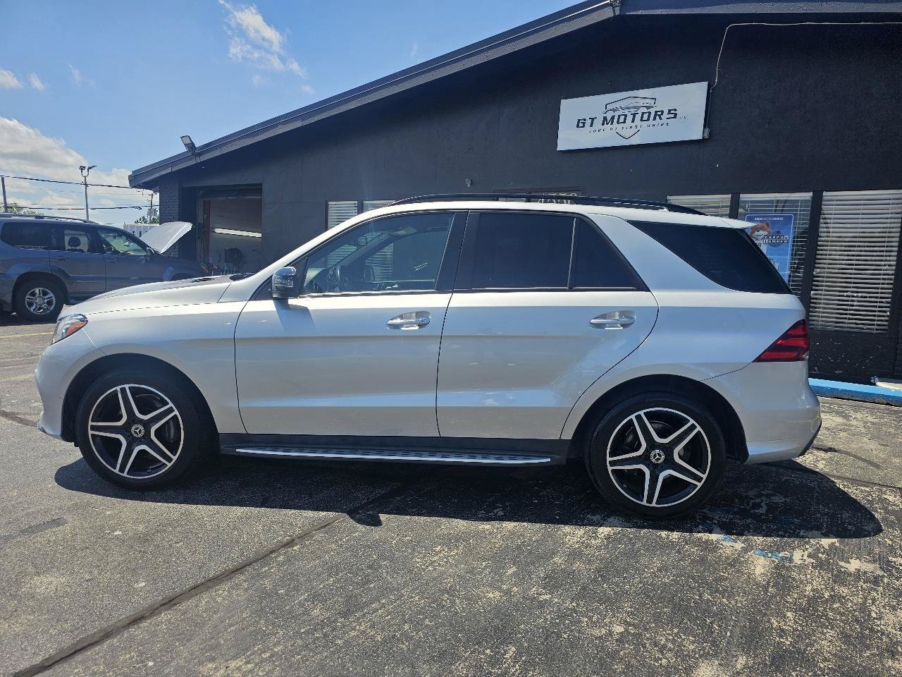 Used 2017 Mercedes-Benz GLE 350 4MATIC image 8