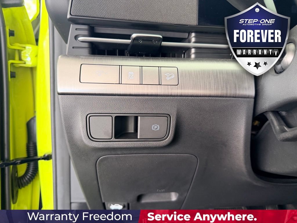 Used 2024 Hyundai Kona SEL FWD image 18