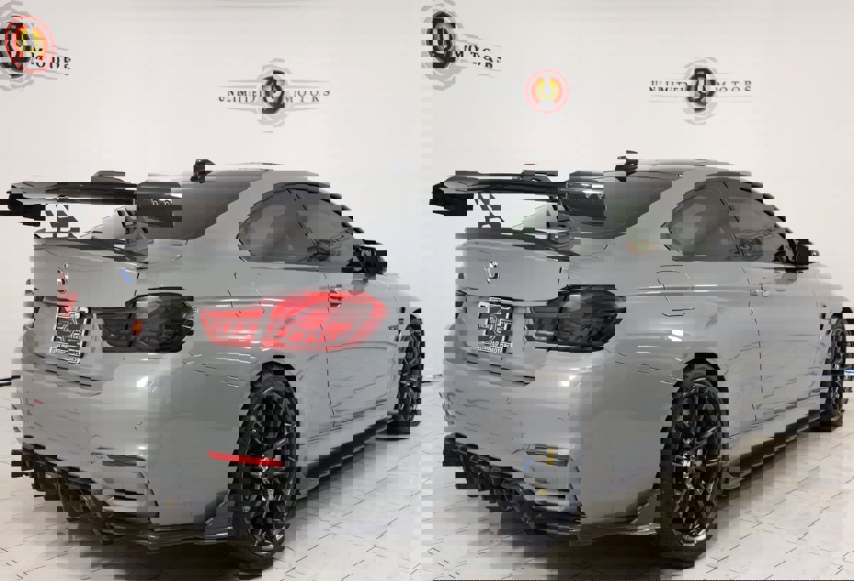 Used 2019 BMW M4 CS w/ Executive Package image 3