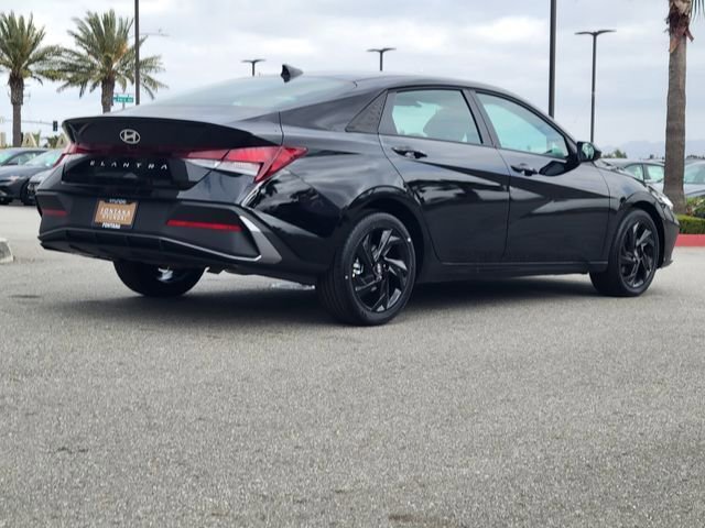 New 2026 Hyundai Elantra Sport FWD image 3