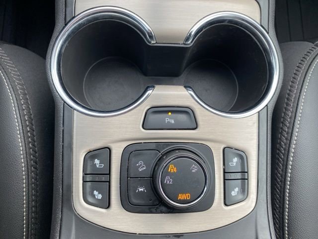 Used 2023 GMC Terrain Denali image 31