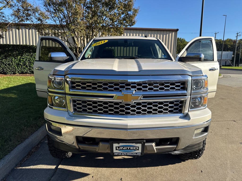 Used 2014 Chevrolet Silverado 1500 LTZ AWD/4WD image 8