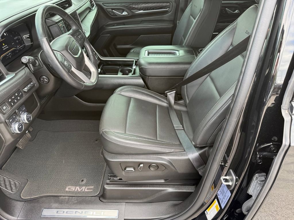 Used 2022 GMC Yukon Denali AWD/4WD image 10