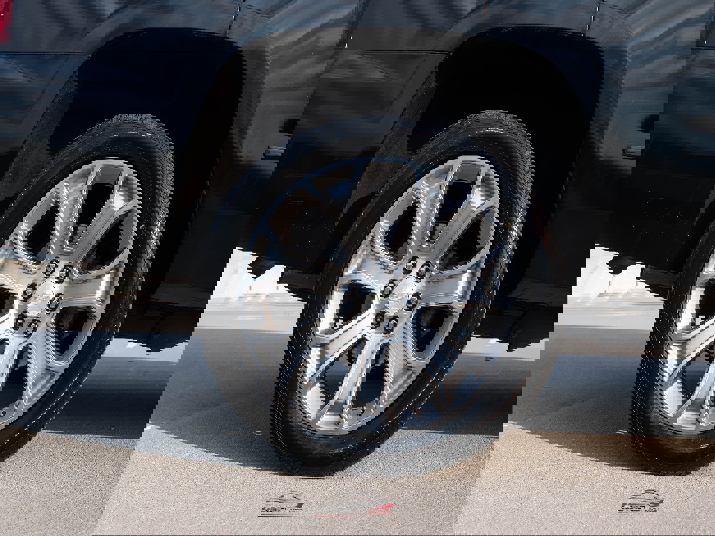 Used 2015 Chevrolet Tahoe LTZ image 10