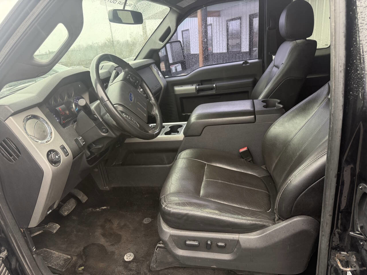 Used 2015 Ford F250 Lariat w/ Chrome Package image 13
