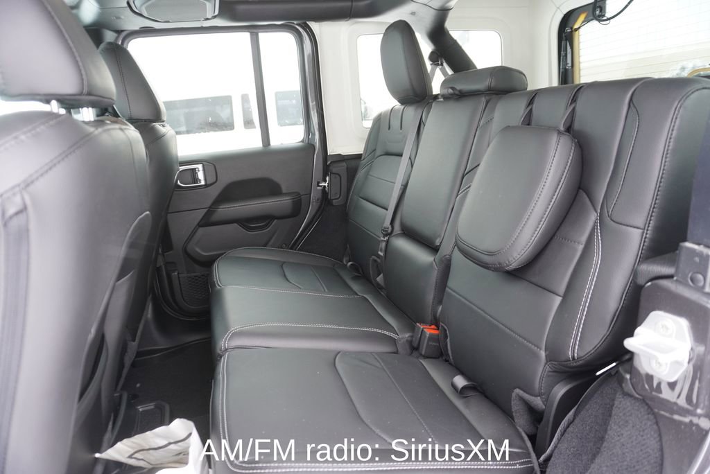 Used 2023 Jeep Wrangler Unlimited Sahara w/ Cold Weather Group image 7