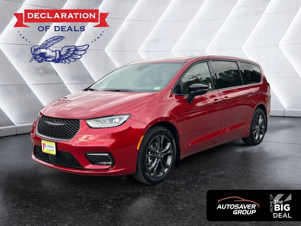 New 2026 Chrysler Pacifica Select video 1