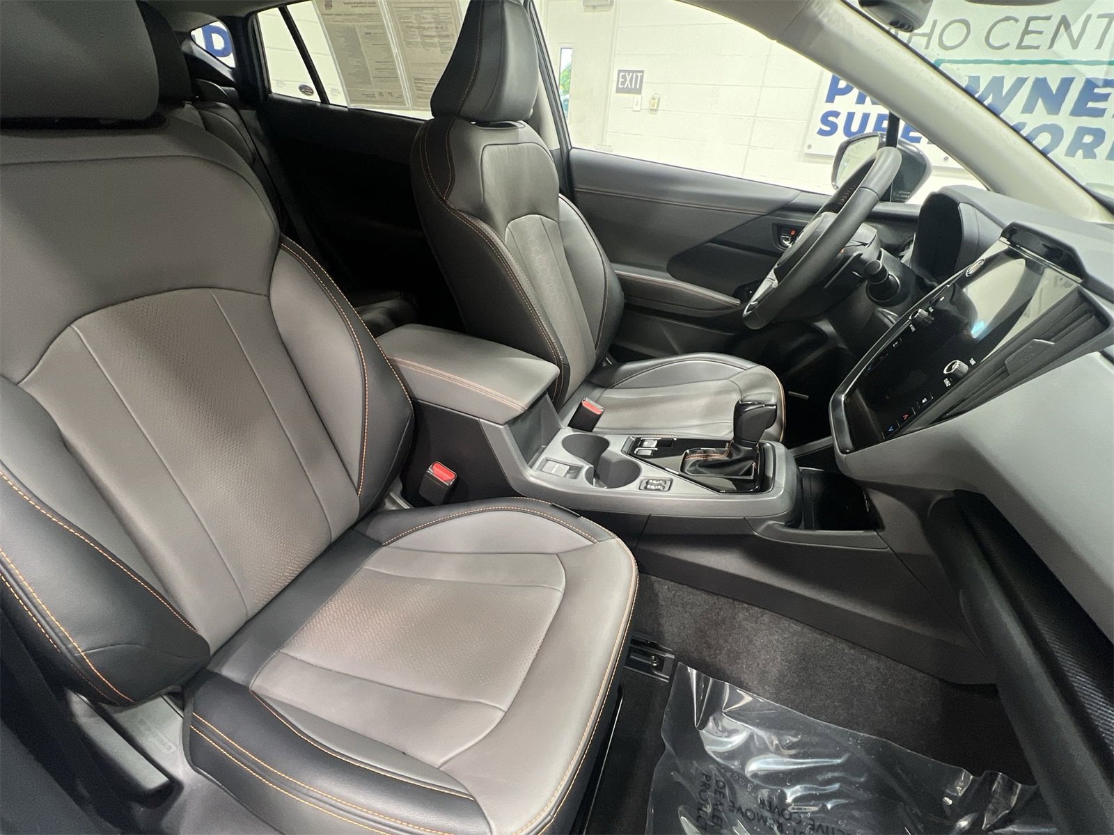 Used 2025 Subaru Crosstrek 2.5i Limited w/ Crosstrek Mirror Package image 24