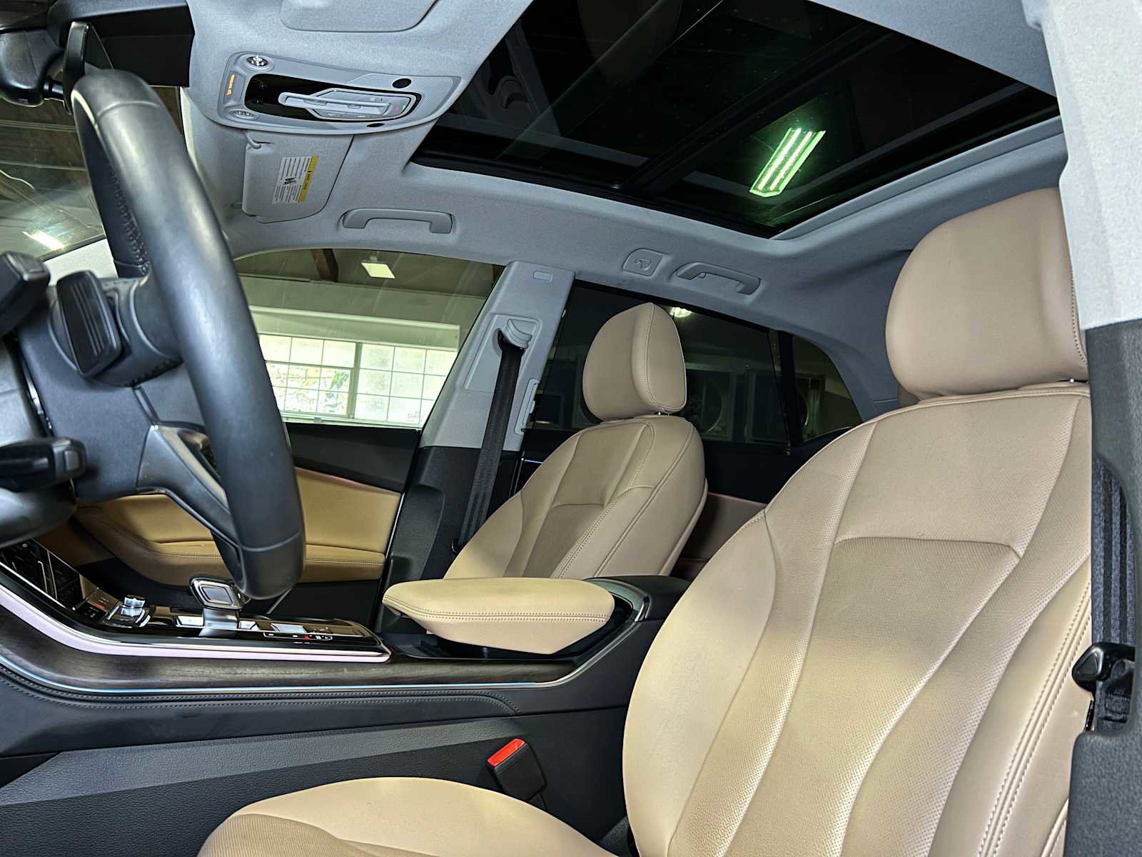 Used 2022 Audi Q8 Prestige image 28