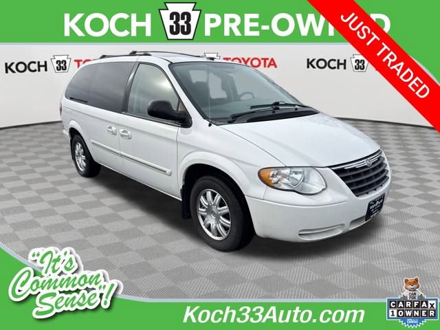 Used 2005 Chrysler Town & Country Touring image 1