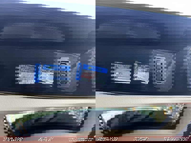 Used 2017 Toyota Highlander Limited image 29