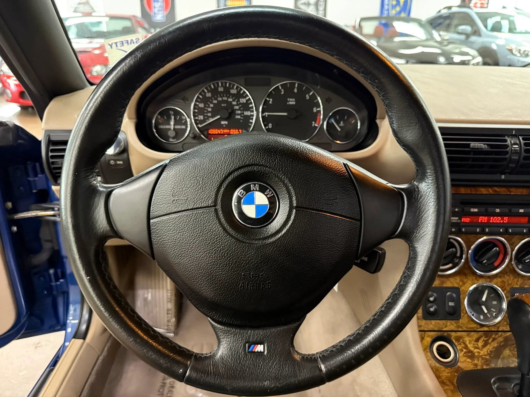 Used 2000 BMW Z3 2.5i RWD image 10