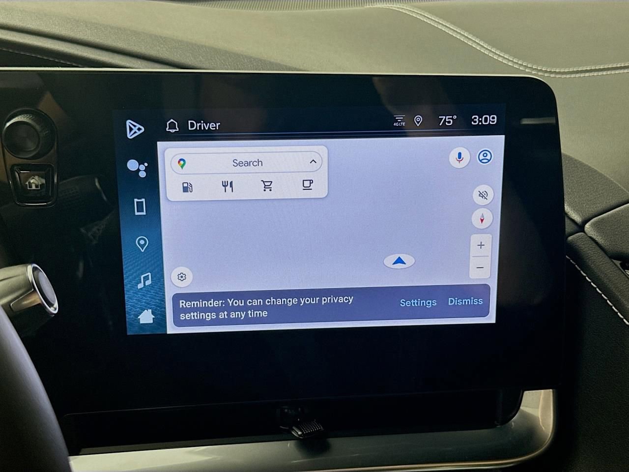 Used 2024 Chevrolet Corvette Stingray Coupe w/ 1LT image 42