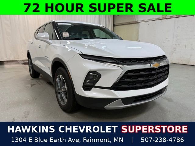 Used 2025 Chevrolet Blazer LT AWD/4WD image 1