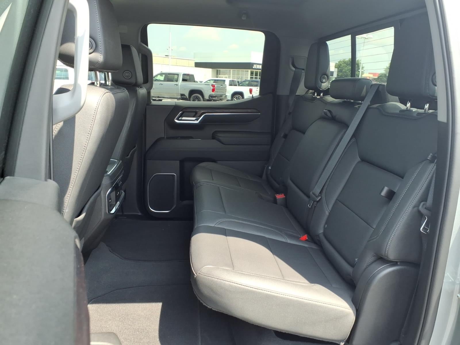 Certified 2023 GMC Sierra 1500 SLT w/ SLT Premium Plus Package AWD/4WD image 16