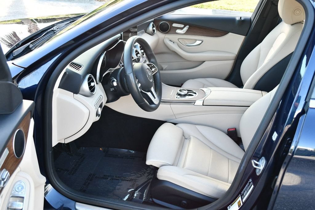 Used 2019 Mercedes-Benz C 300 4MATIC Sedan image 15