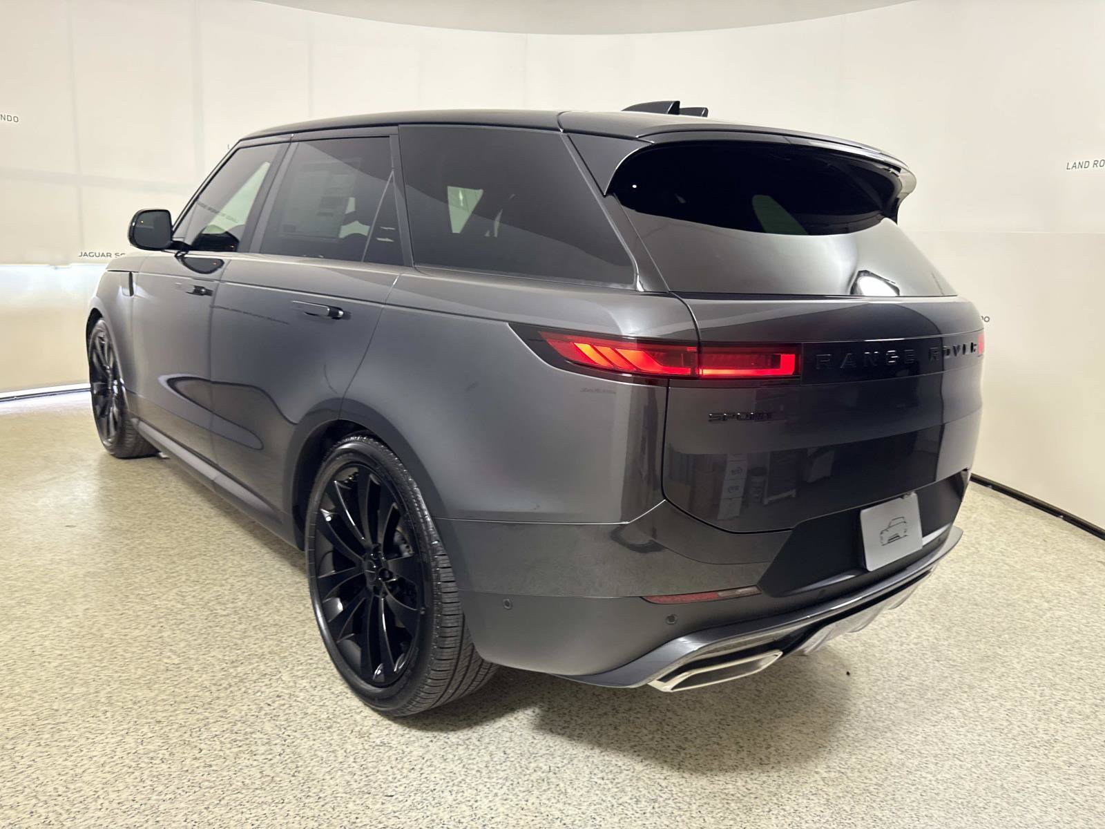 New 2026 Land Rover Range Rover Sport SE AWD/4WD image 3
