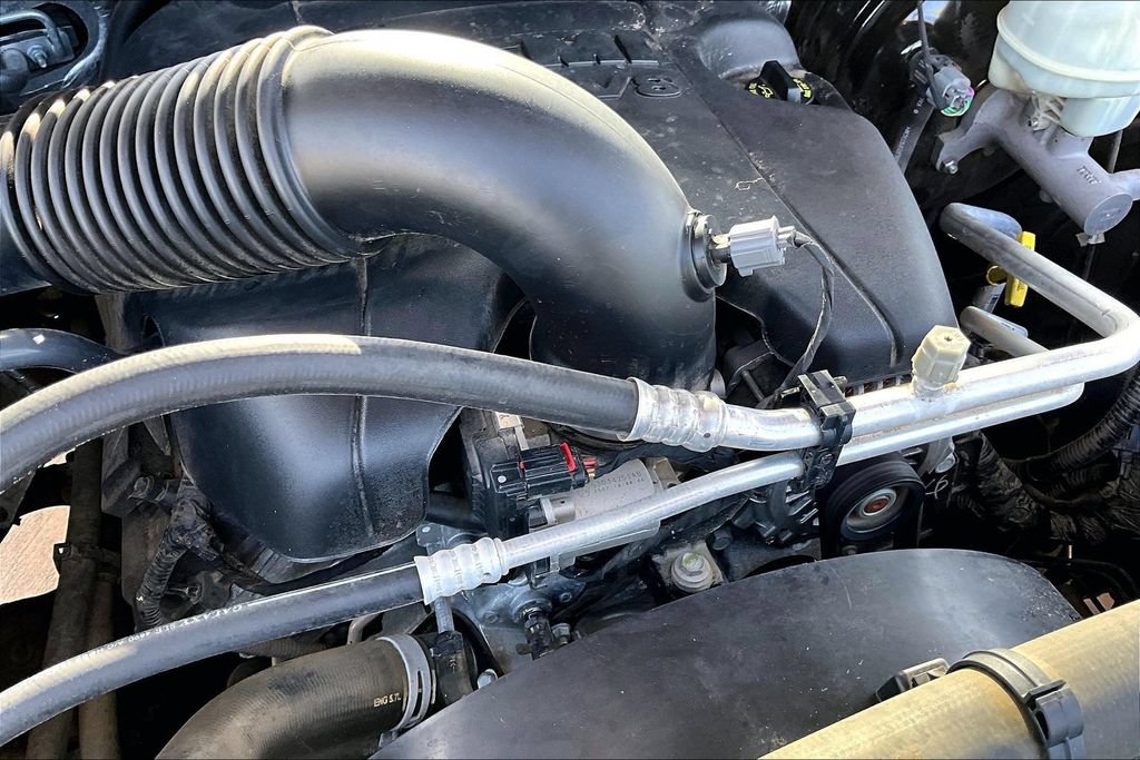 Used 2017 RAM 1500 Laramie RWD image 35