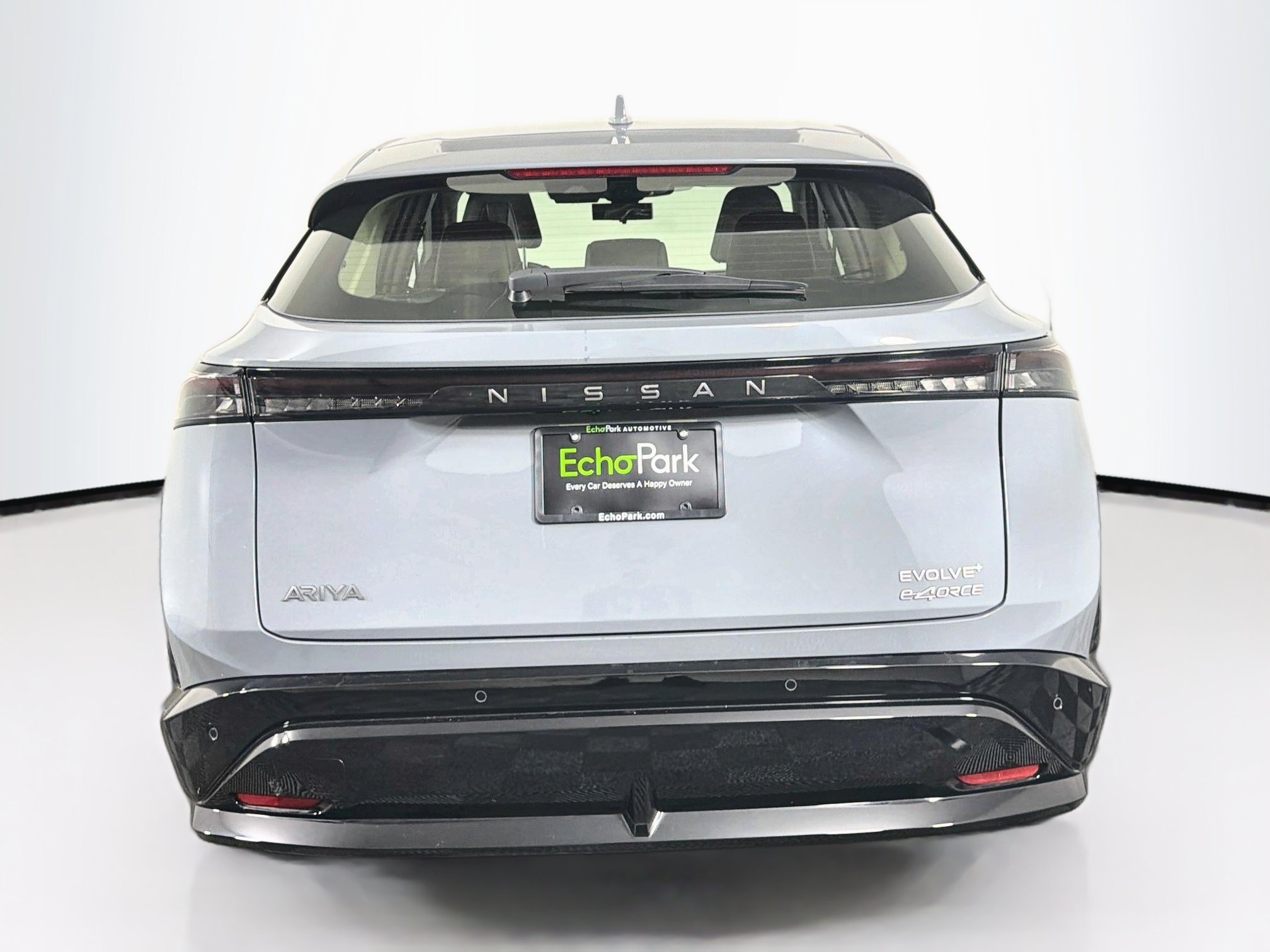 Used 2024 Nissan Ariya AWD image 7