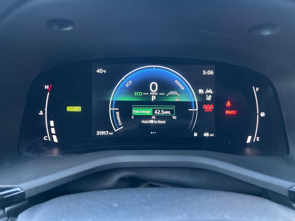 Certified 2025 Toyota Camry LE image 9