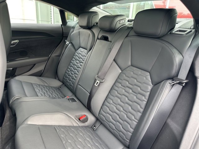 New 2025 Audi RS e-tron GT performance image 16